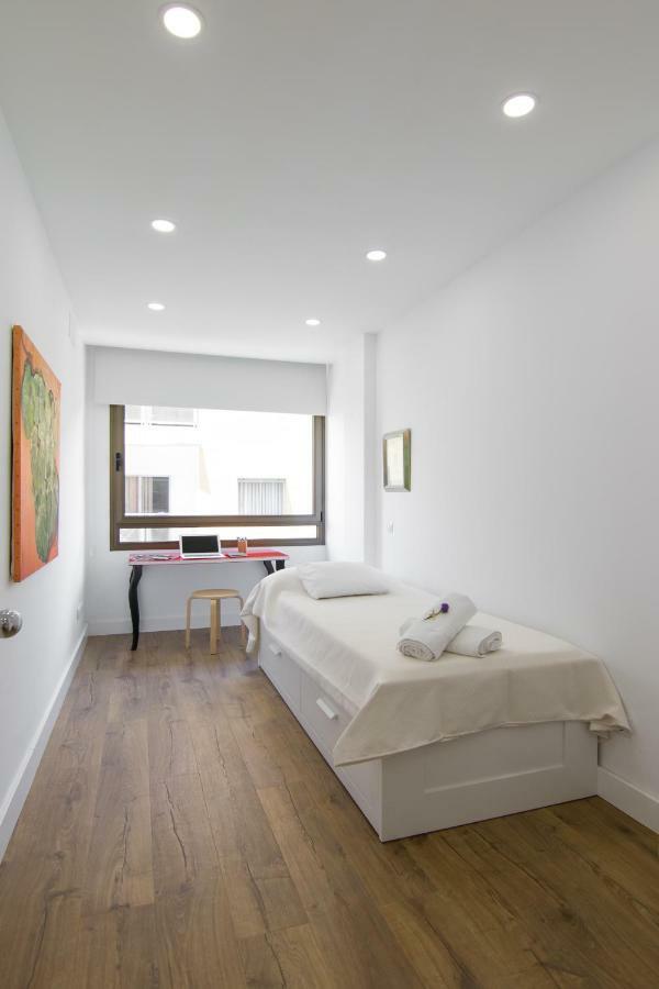 לאס פאלמס דה גראן קנאריה Homeforguest Stylish And Modern Apartment Overlooking Las Canteras מראה חיצוני תמונה