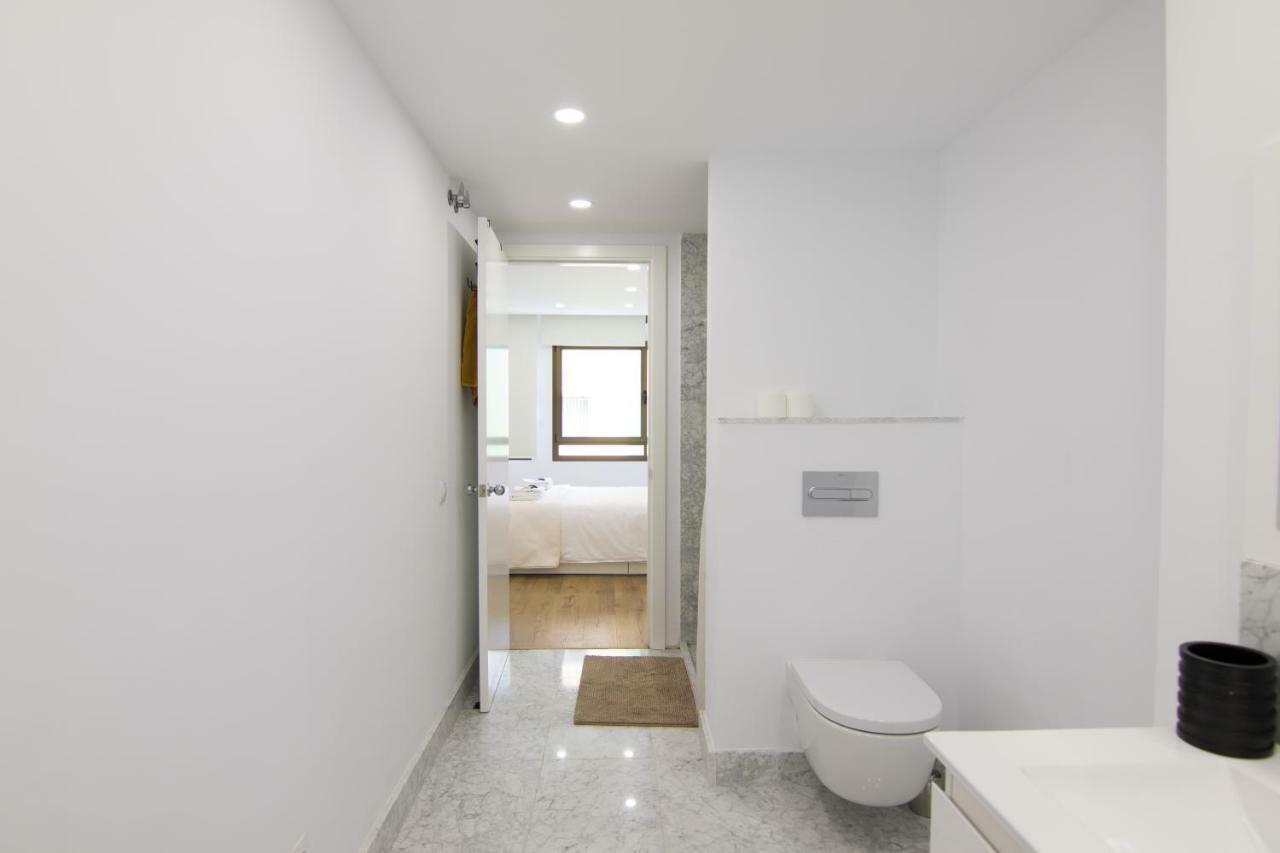 לאס פאלמס דה גראן קנאריה Homeforguest Stylish And Modern Apartment Overlooking Las Canteras מראה חיצוני תמונה