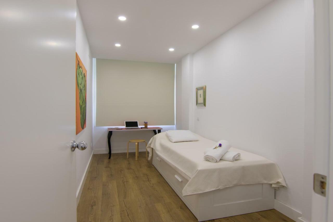 לאס פאלמס דה גראן קנאריה Homeforguest Stylish And Modern Apartment Overlooking Las Canteras מראה חיצוני תמונה