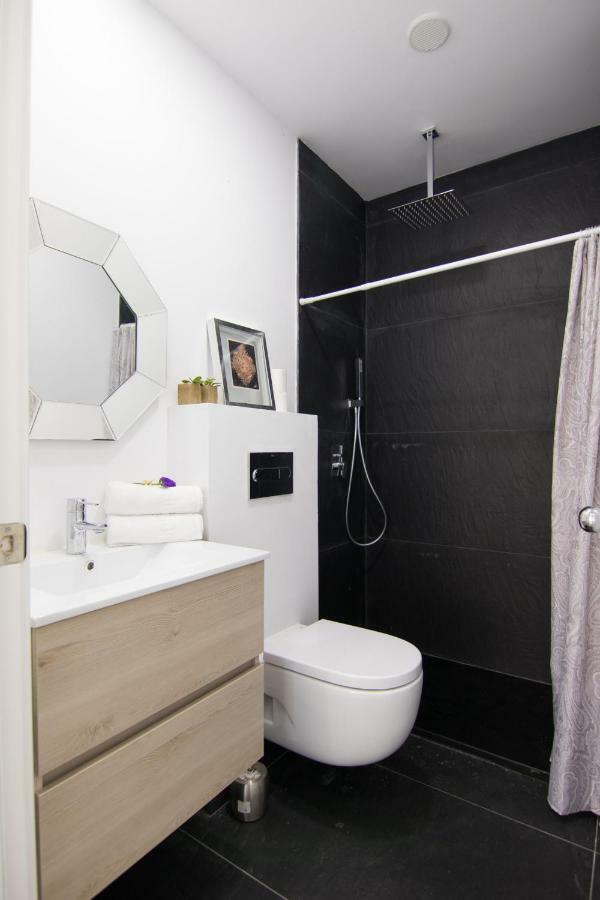 לאס פאלמס דה גראן קנאריה Homeforguest Stylish And Modern Apartment Overlooking Las Canteras מראה חיצוני תמונה
